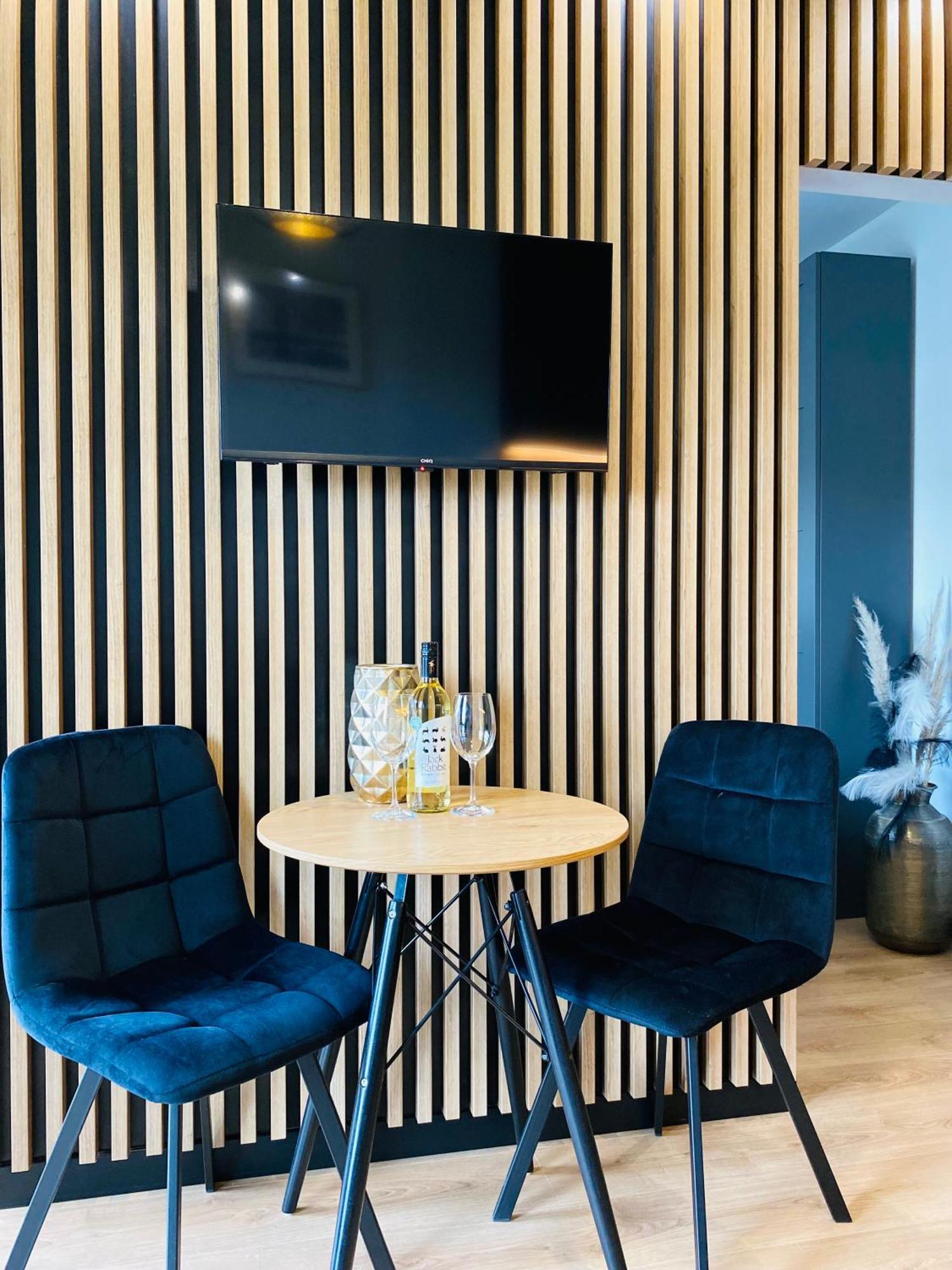Motlawa Inn Apartment-Suna,Gym&Parking Gdańsk Kültér fotó